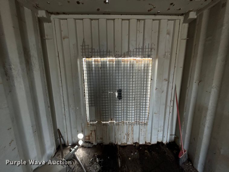 image for item EE3396 1989 Hyundai Precision HD-1CC-4205 shipping container