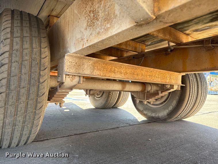 image for item EE3399 1980 Belshe T8 equipment trailer