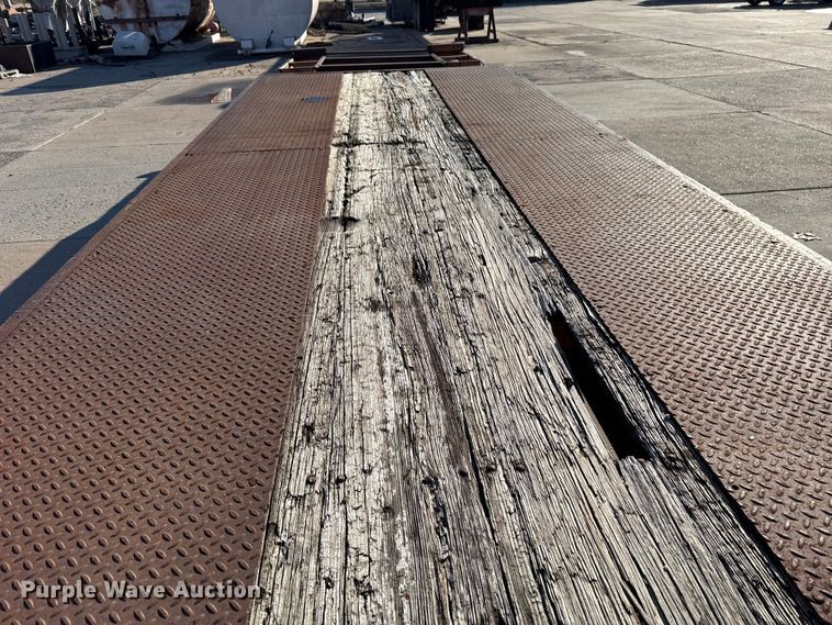 image for item EE3399 1980 Belshe T8 equipment trailer