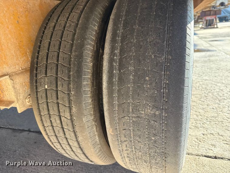 image for item EE3399 1980 Belshe T8 equipment trailer