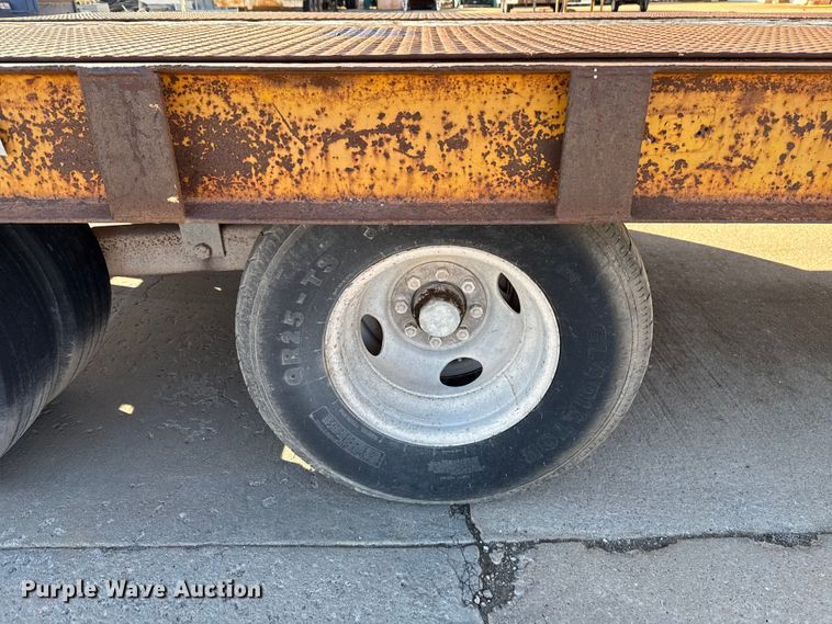 image for item EE3399 1980 Belshe T8 equipment trailer