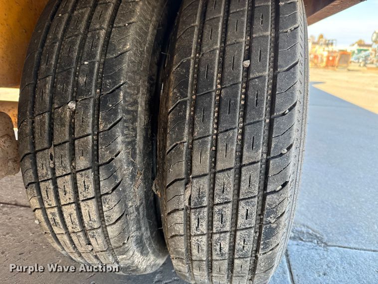 image for item EE3399 1980 Belshe T8 equipment trailer