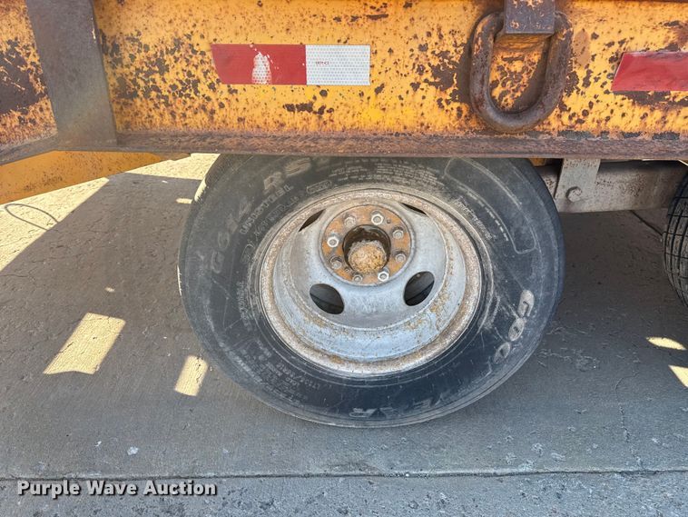 image for item EE3399 1980 Belshe T8 equipment trailer