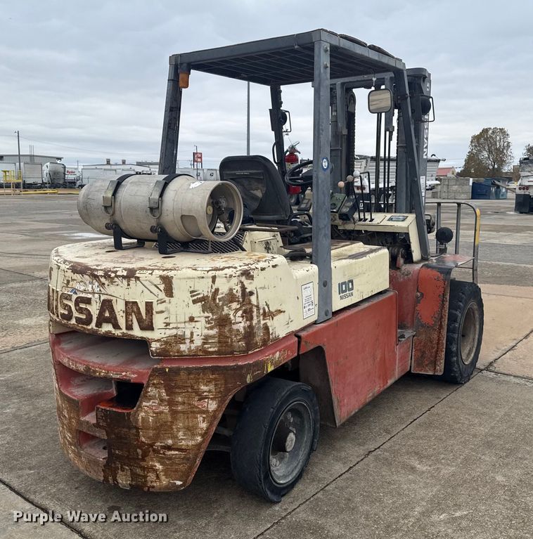 MONTACARGAS NISSAN BGF03H45V