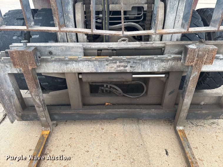 image for item EE3420 Nissan BGF03H45V forklift