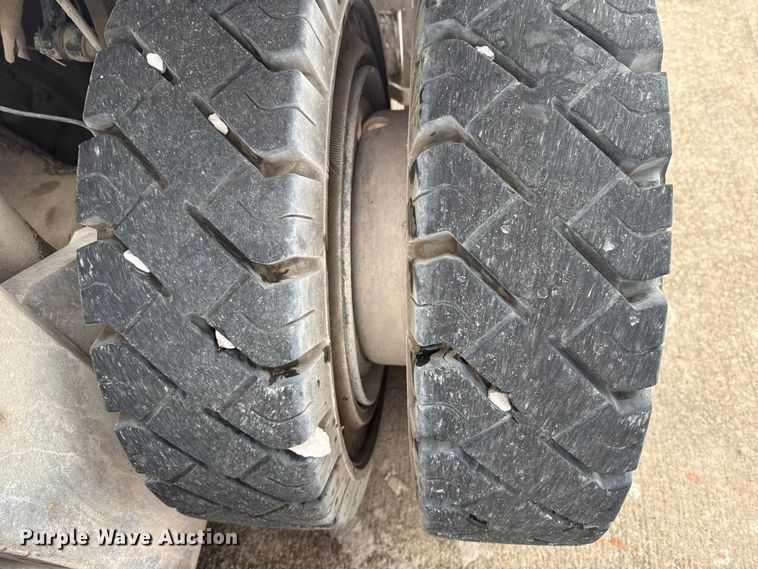 image for item EE3420 Nissan BGF03H45V forklift