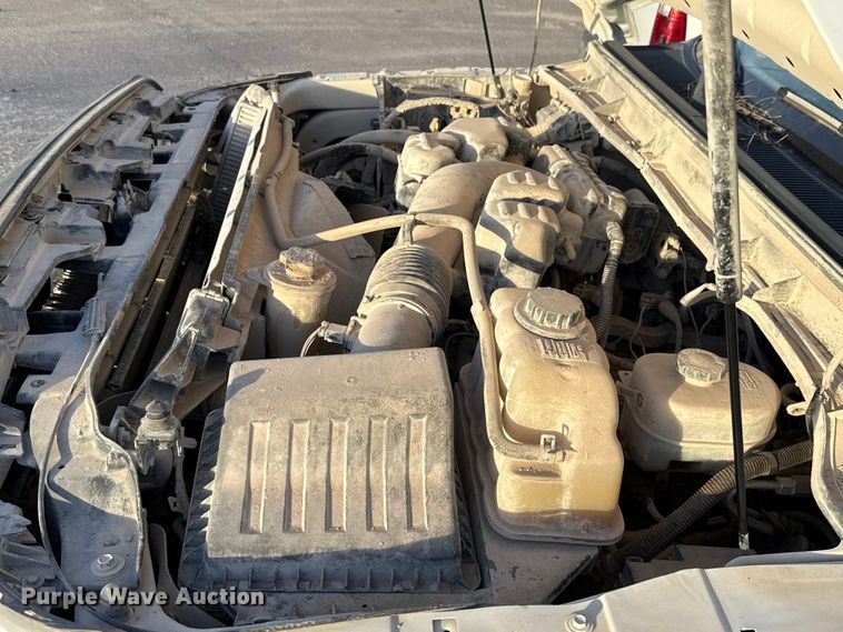 image for item EE3426 2016 Ford F350 flatbed pickup truck