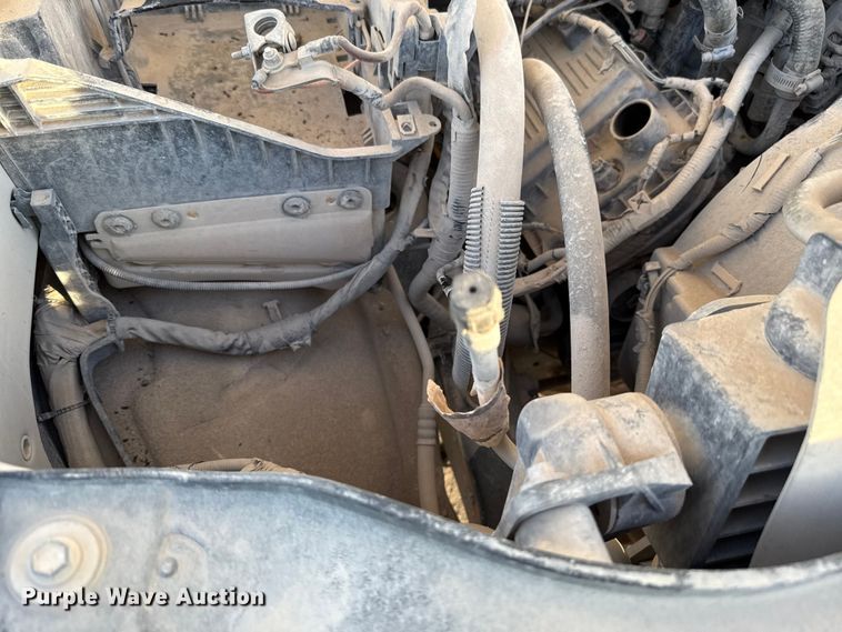 image for item EE3426 2016 Ford F350 flatbed pickup truck