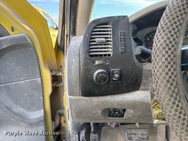 image for item EE3428 2010 Chevrolet Silverado 2500HD pickup truck