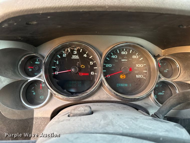 image for item EE3428 2010 Chevrolet Silverado 2500HD pickup truck