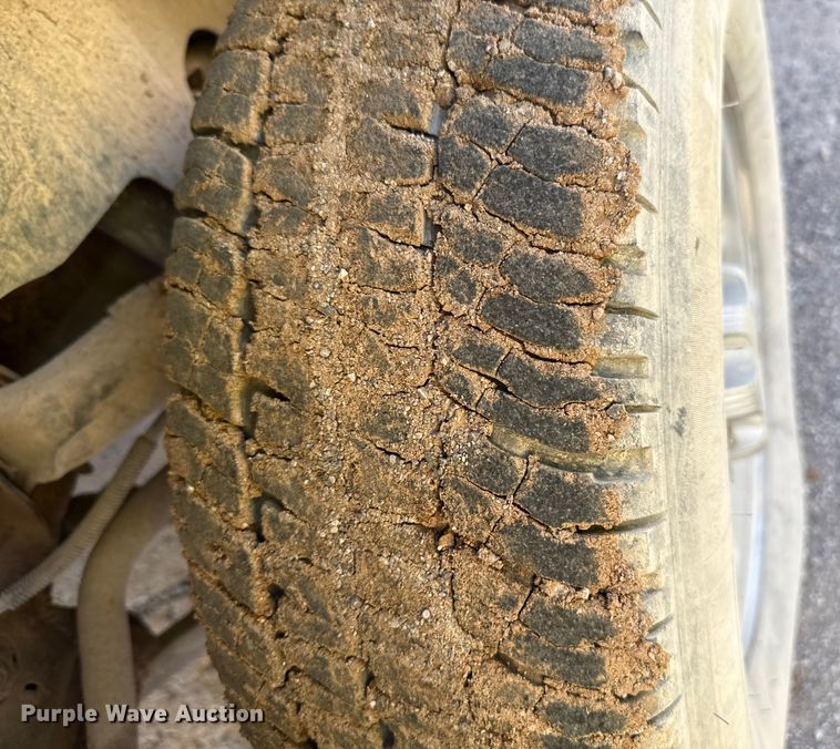 image for item EE3428 2010 Chevrolet Silverado 2500HD pickup truck