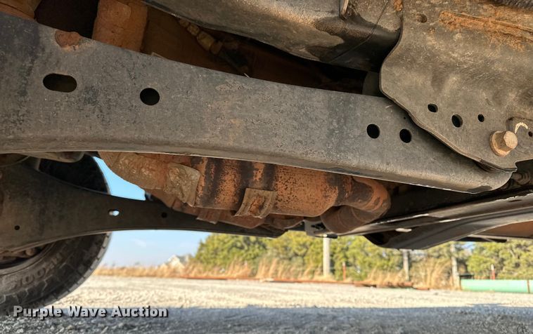 image for item EE4448 2017 Ford F250 Super Duty SuperCab bale bed pickup truck