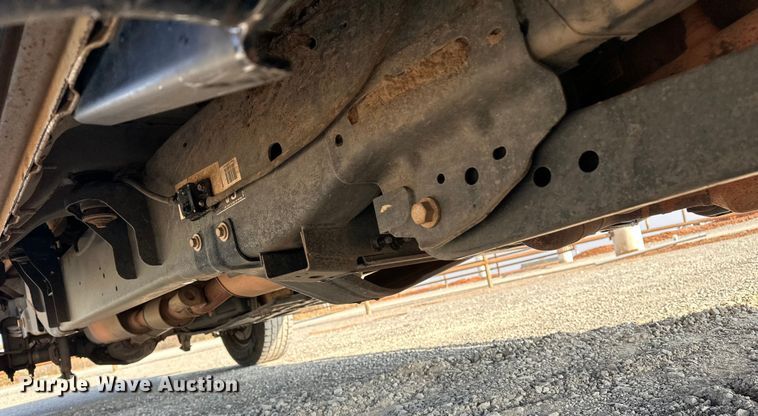 image for item EE4448 2017 Ford F250 Super Duty SuperCab bale bed pickup truck