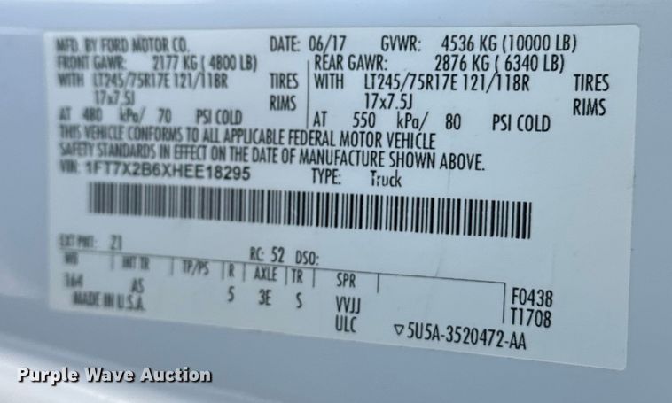 image for item EE4448 2017 Ford F250 Super Duty SuperCab bale bed pickup truck