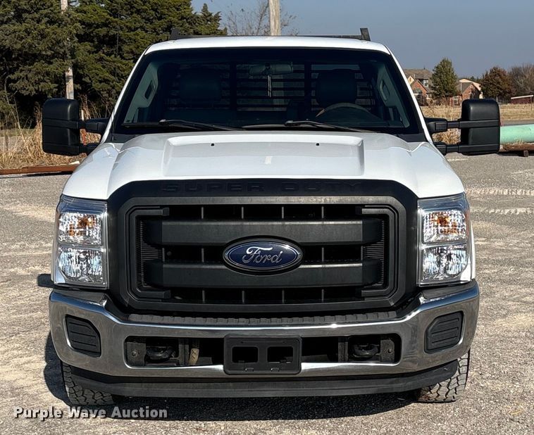 image for item EE4450 2015 Ford F250 Super Duty SuperCab pickup truck