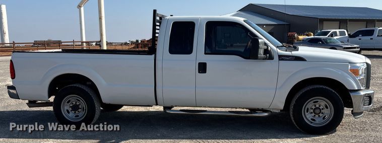 image for item EE4450 2015 Ford F250 Super Duty SuperCab pickup truck