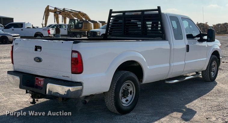 image for item EE4450 2015 Ford F250 Super Duty SuperCab pickup truck