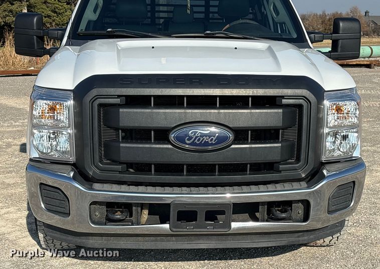 image for item EE4450 2015 Ford F250 Super Duty SuperCab pickup truck