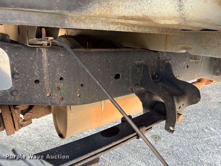 image for item EE4450 2015 Ford F250 Super Duty SuperCab pickup truck