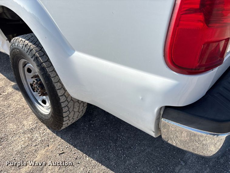 image for item EE4450 2015 Ford F250 Super Duty SuperCab pickup truck