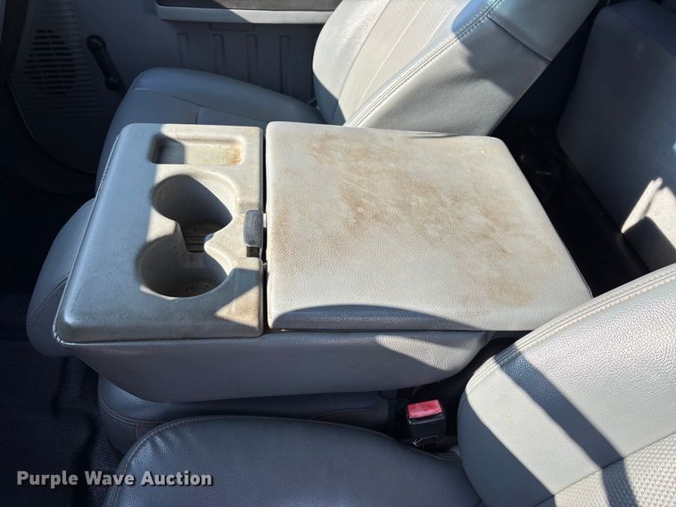 image for item EE4450 2015 Ford F250 Super Duty SuperCab pickup truck