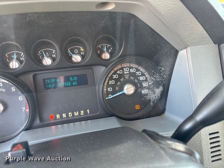 image for item EE4450 2015 Ford F250 Super Duty SuperCab pickup truck