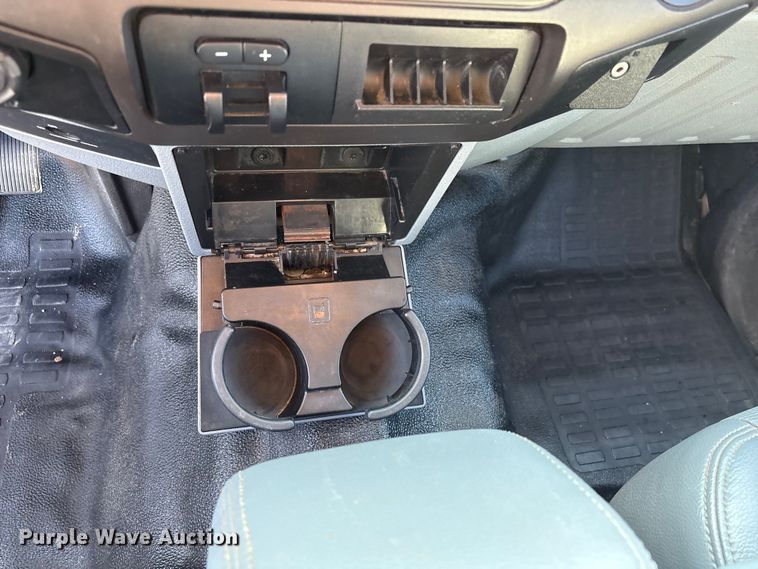 image for item EE4450 2015 Ford F250 Super Duty SuperCab pickup truck