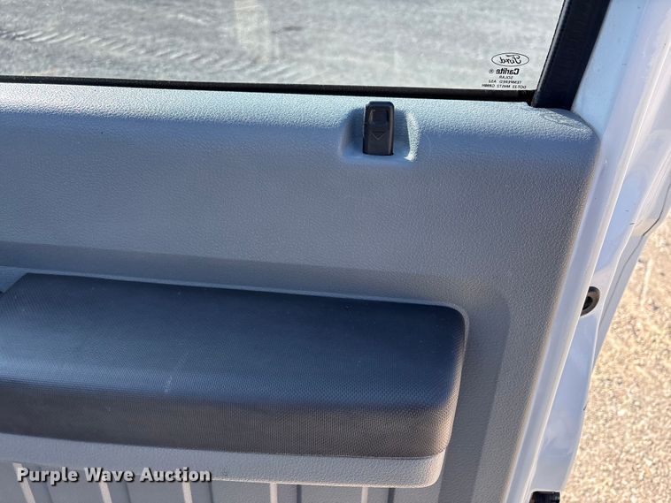 image for item EE4450 2015 Ford F250 Super Duty SuperCab pickup truck