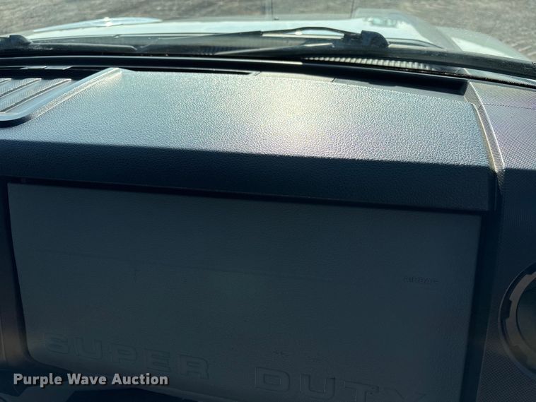 image for item EE4450 2015 Ford F250 Super Duty SuperCab pickup truck