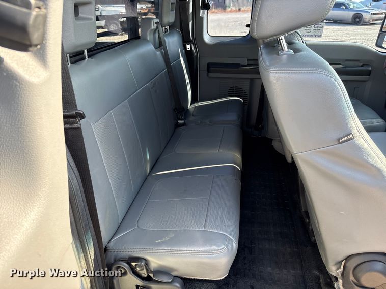 image for item EE4450 2015 Ford F250 Super Duty SuperCab pickup truck