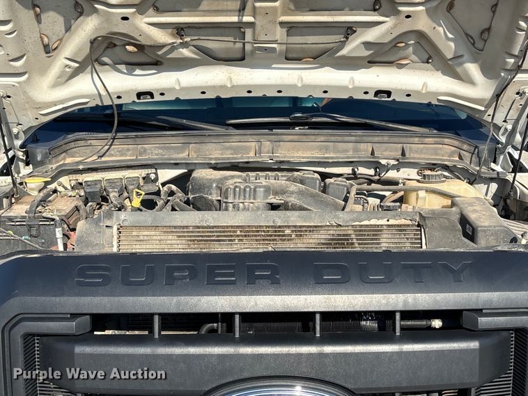 image for item EE4450 2015 Ford F250 Super Duty SuperCab pickup truck