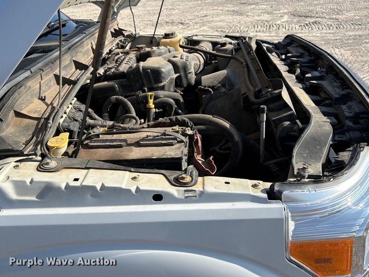 image for item EE4450 2015 Ford F250 Super Duty SuperCab pickup truck