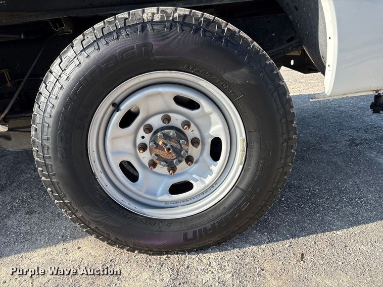 image for item EE4450 2015 Ford F250 Super Duty SuperCab pickup truck