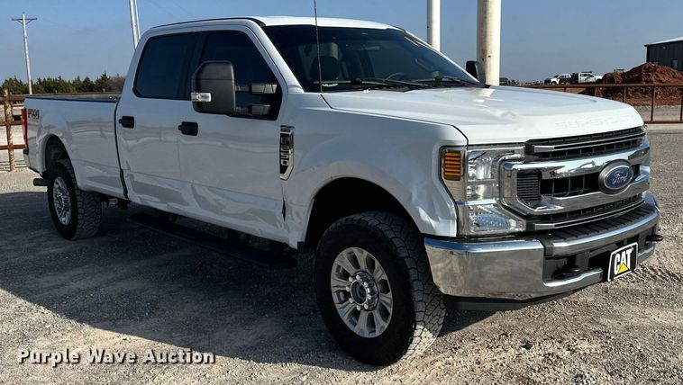 image for item EE4451 2022 Ford F250 Crew Cab pickup truck