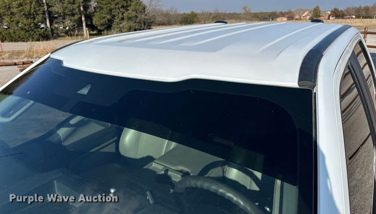 image for item EE4451 2022 Ford F250 Crew Cab pickup truck