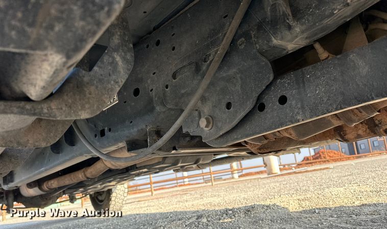 image for item EE4451 2022 Ford F250 Crew Cab pickup truck