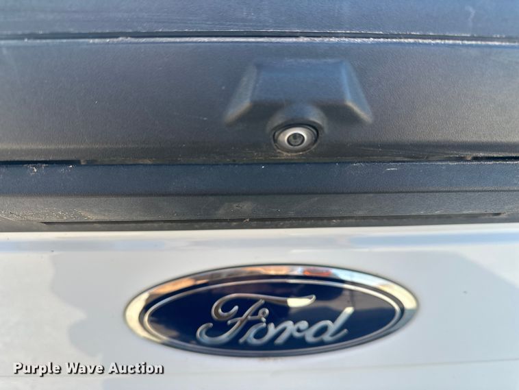 image for item EE4451 2022 Ford F250 Crew Cab pickup truck