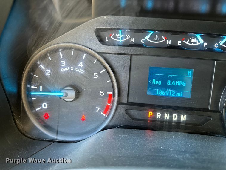 image for item EE4451 2022 Ford F250 Crew Cab pickup truck