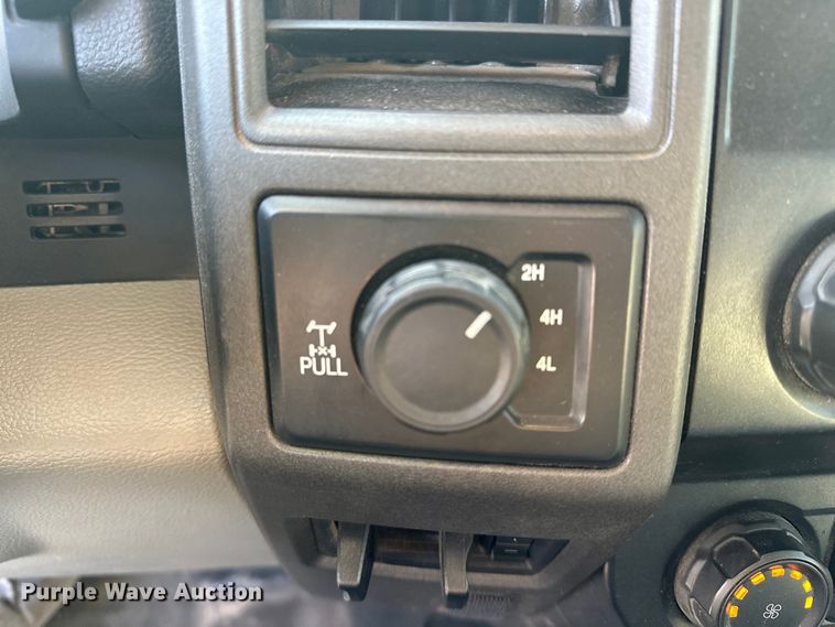 image for item EE4451 2022 Ford F250 Crew Cab pickup truck