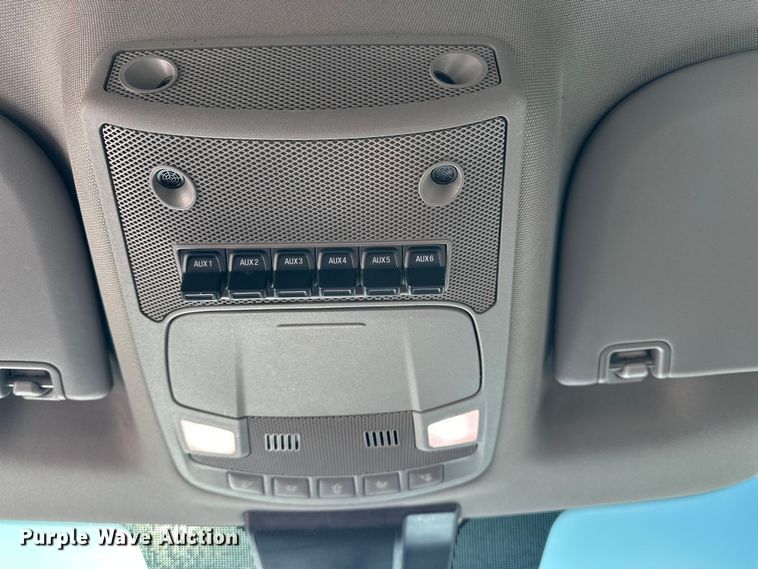 image for item EE4451 2022 Ford F250 Crew Cab pickup truck