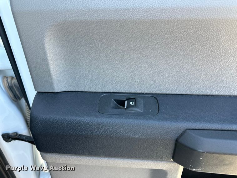 image for item EE4451 2022 Ford F250 Crew Cab pickup truck