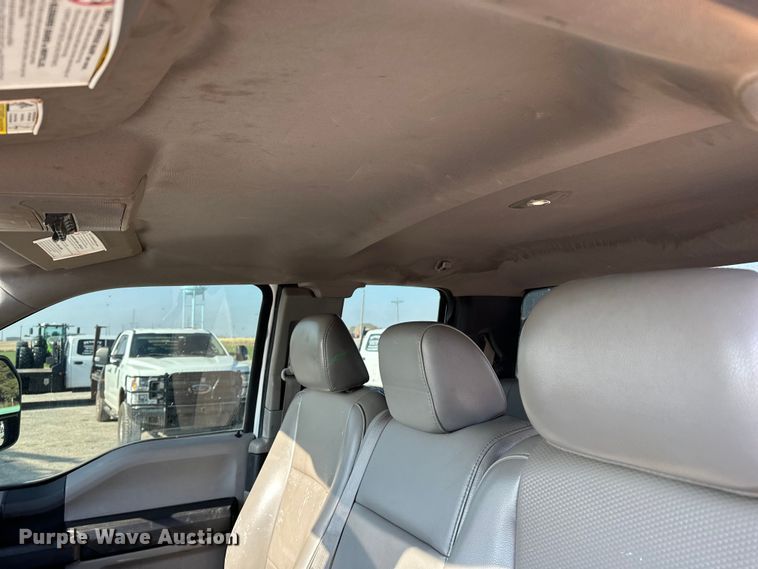 image for item EE4452 2017 Ford F550 SuperCab flatbed truck