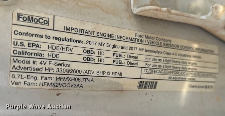 image for item EE4452 2017 Ford F550 SuperCab flatbed truck