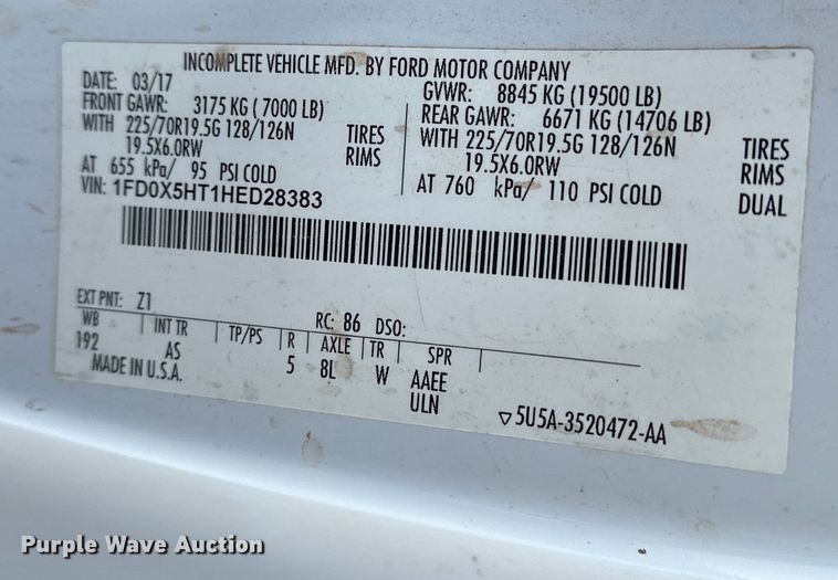 image for item EE4452 2017 Ford F550 SuperCab flatbed truck