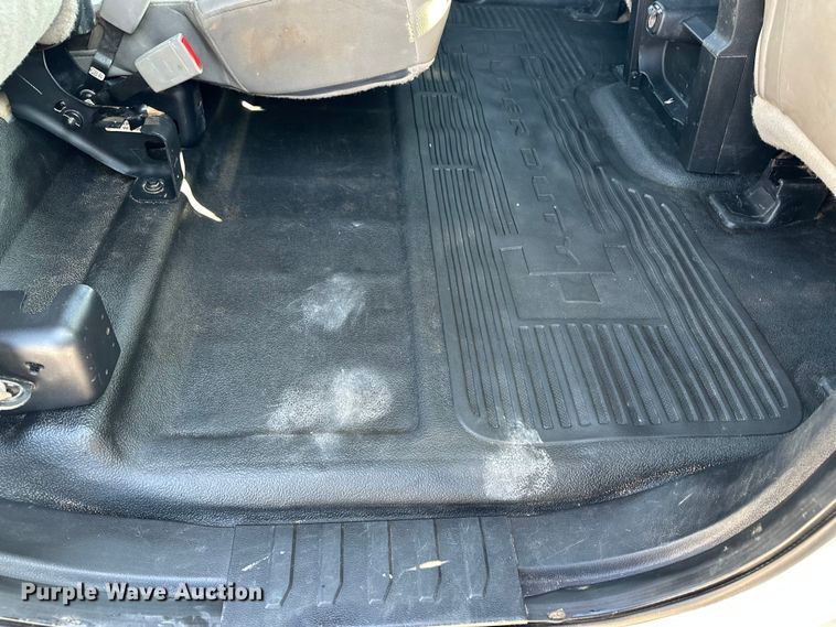 image for item EE4453 2018 Ford F250 Super Duty Crew Cab flatbed pickup truck