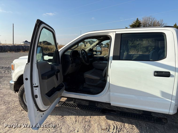 image for item EE4466 2022 Ford F250 Super Duty pickup truck