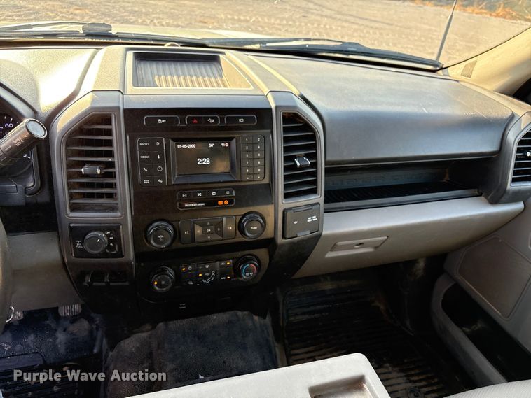 image for item EE4466 2022 Ford F250 Super Duty pickup truck