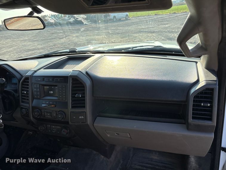 image for item EE4466 2022 Ford F250 Super Duty pickup truck