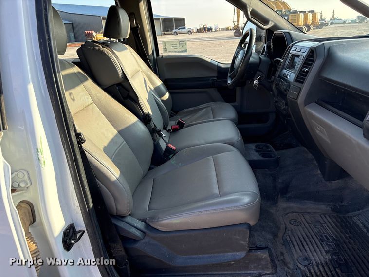 image for item EE4466 2022 Ford F250 Super Duty pickup truck