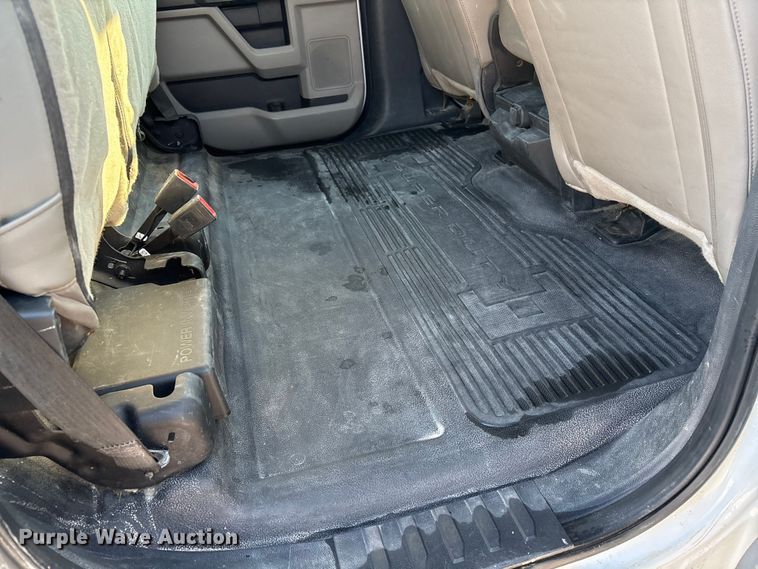 image for item EE4466 2022 Ford F250 Super Duty pickup truck